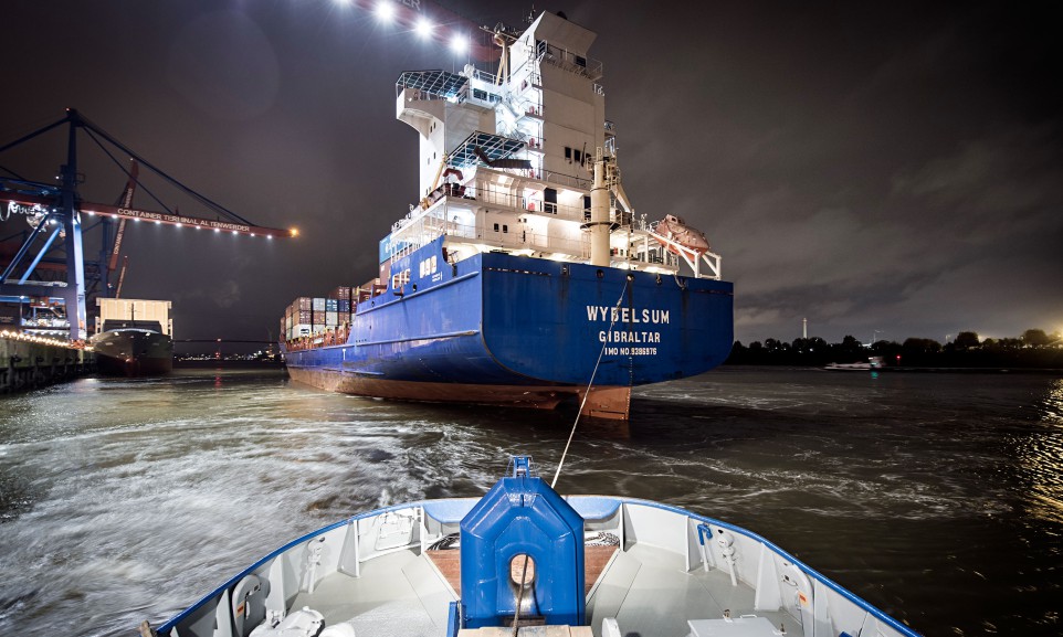 Containerterminal Altenwerder in Hamburg