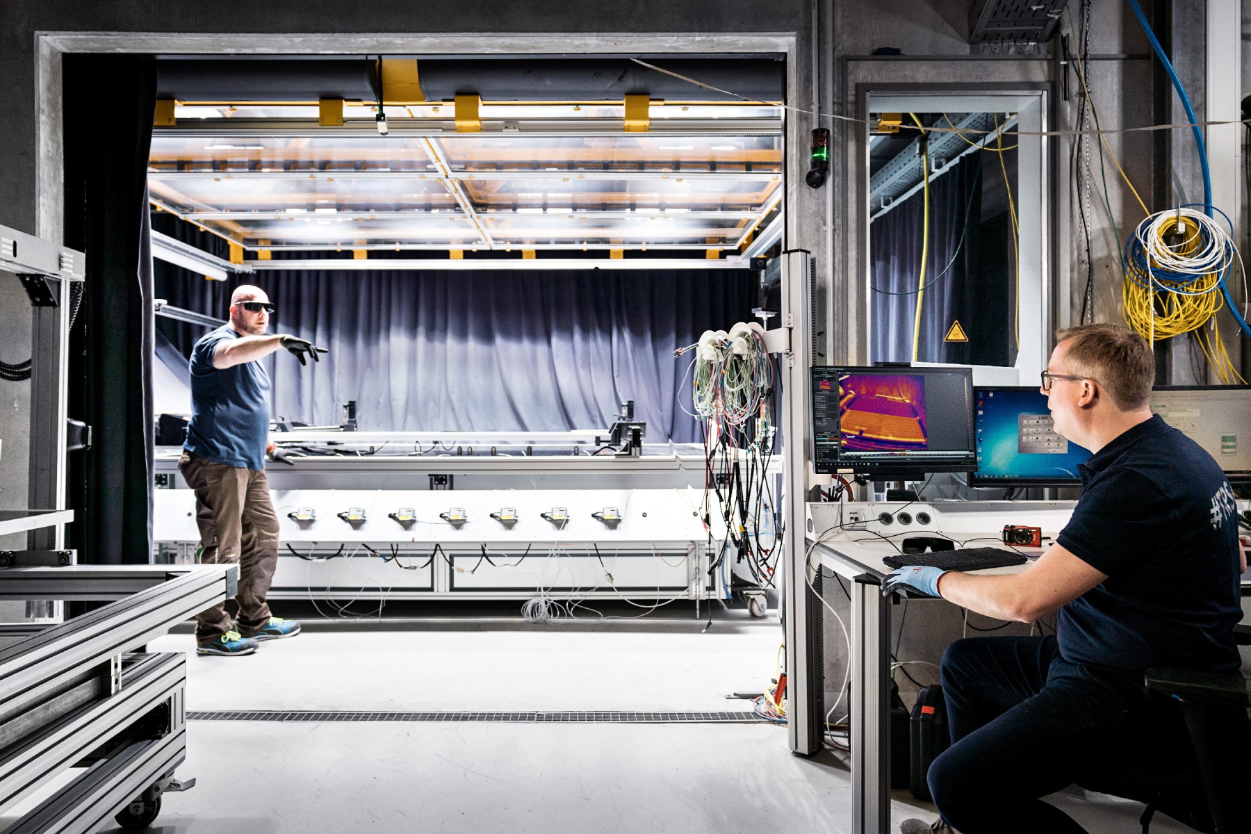 T&Uuml;V Rheinland's solar laboratory in Cologne is one of the world's largest laboratories for testing solar modules.