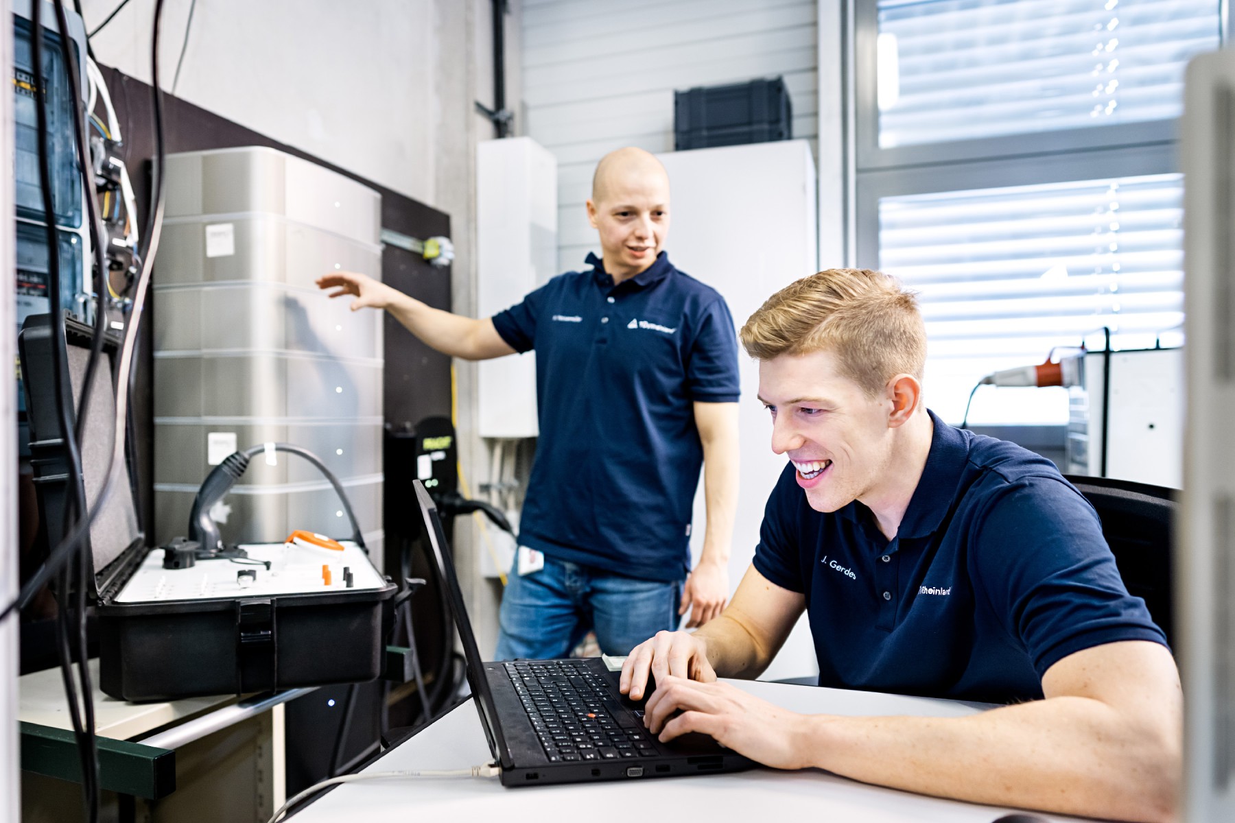 T&Uuml;V Rheinland's solar laboratory in Cologne is one of the world's largest laboratories for testing solar modules.