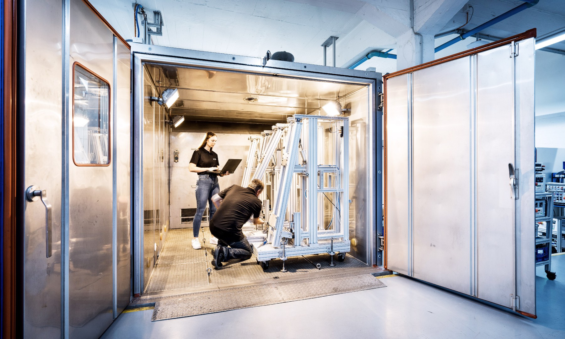 In Laboratorien und Versuchseinrichtungen werden die Entwicklungen von Witte Automotive vorangetrieben, getestet und stetig verbessert.