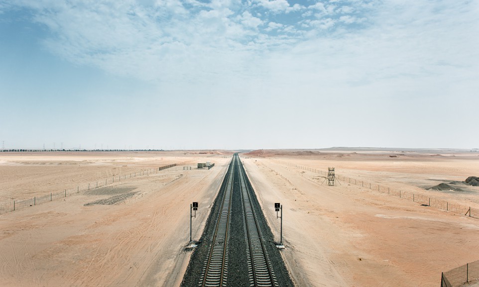 Die Bahn entwickelte die Struktur für ein, auf den Transport von Schüttgut ausgelegtes Bahnnetz in den Vereinigten Arabischen Emiraten.