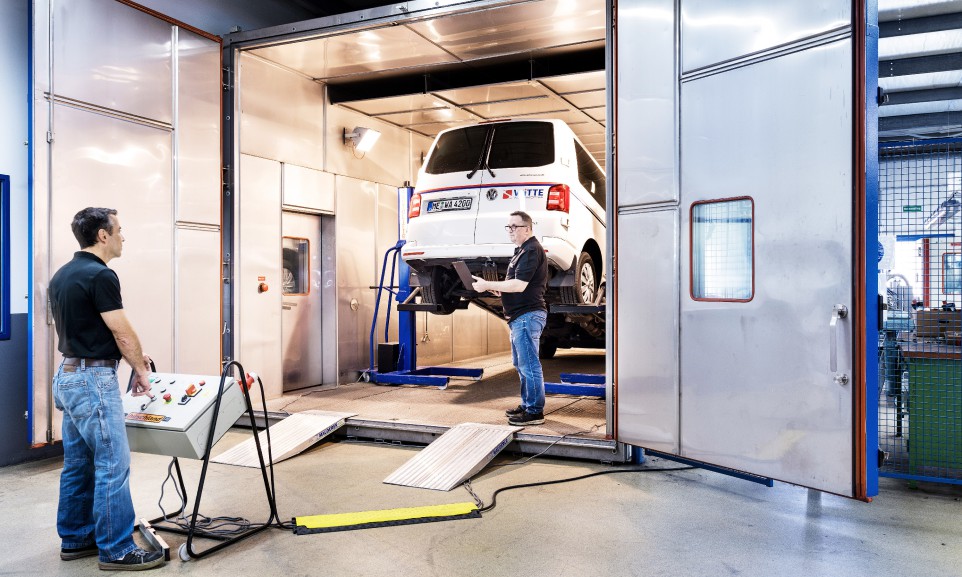 In Laboratorien und Versuchseinrichtungen werden die Entwicklungen von Witte Automotive vorangetrieben, getestet und stetig verbessert.