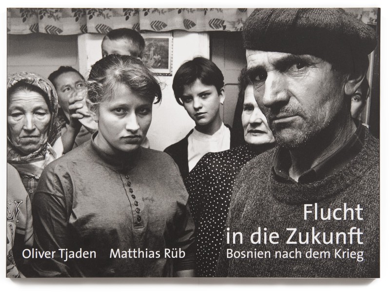 Das Buchprojekt dokumentiert die Nachkriegsjahre in Bosnien von 1995 bis 2001.