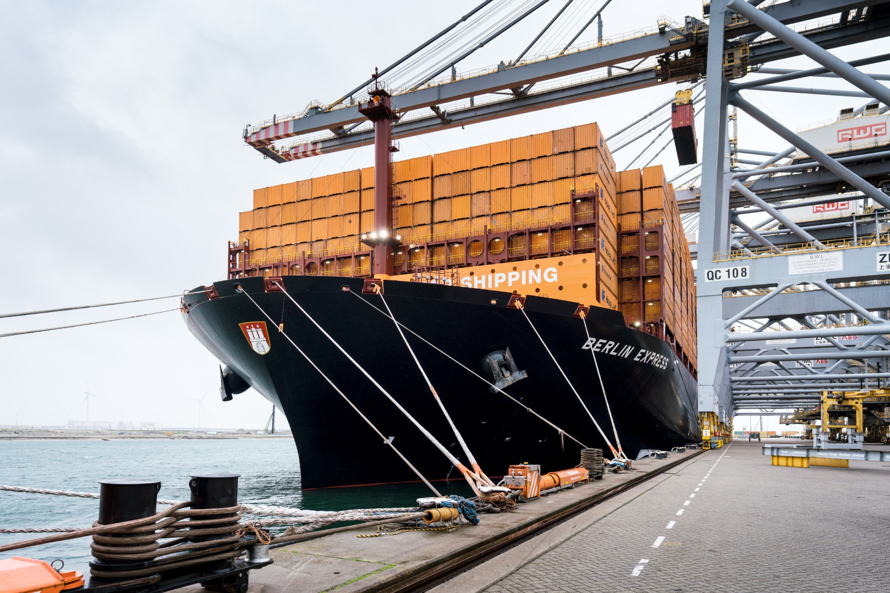 berlin-express_rotterdam_ship_port_005