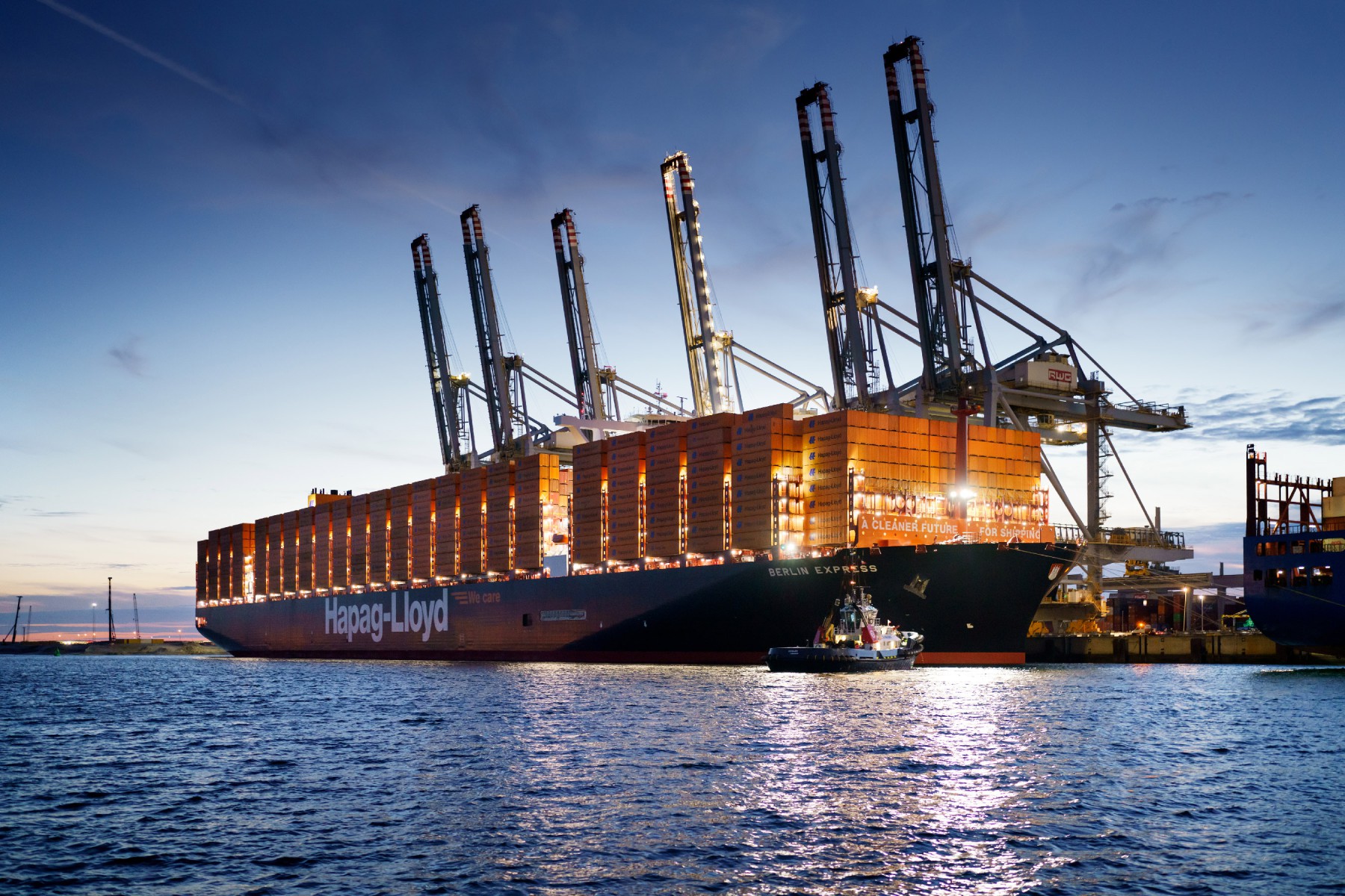 berlin-express_rotterdam_ship_port_012