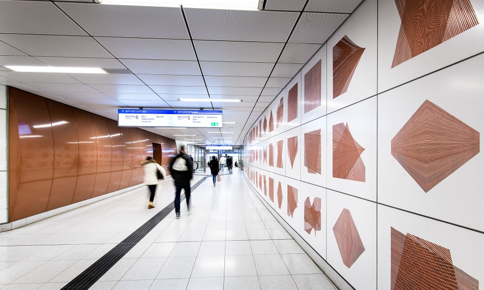 Die U-Bahn-Station Heinrich-Heine-Allee gehört zu den sechs aufwändig gestalteten Stationen der Wehrhahnlinie